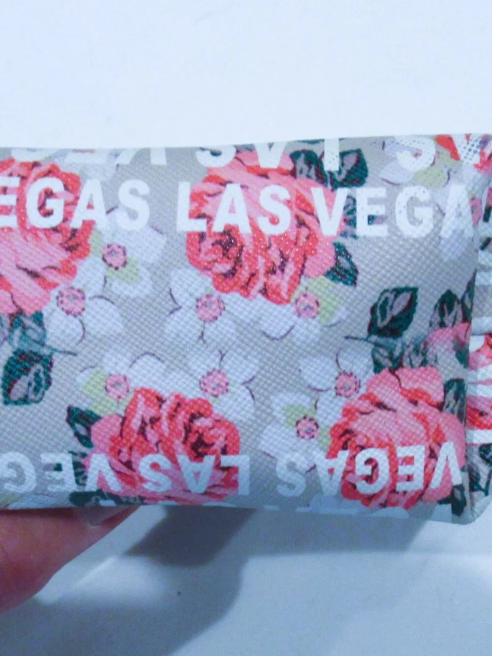 Robin Ruth Las Vegas grey and pink coin wallet, keychain